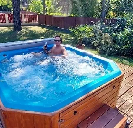 Ferienhaus Tieffapartmanhaz Balatonszarszo